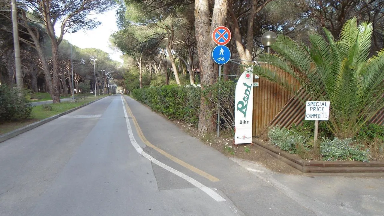 Camping Eden Marina di Grosseto 0*,  İtalya